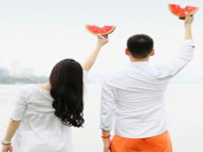 男人把困困放在女人困困,奇幻世界冒险，甜蜜互动游戏-1